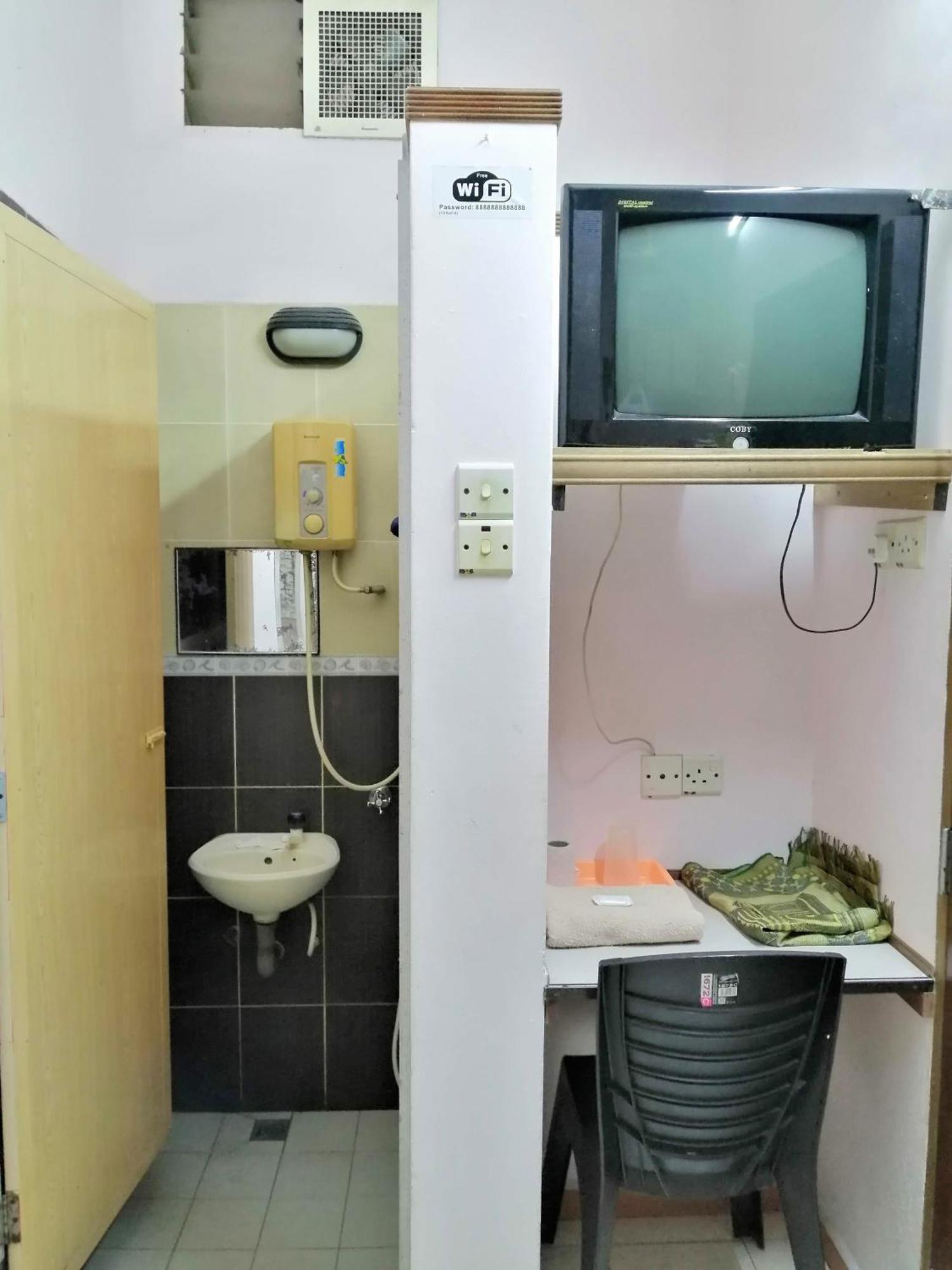 New Budget Inn Hotel Chukai Εξωτερικό φωτογραφία