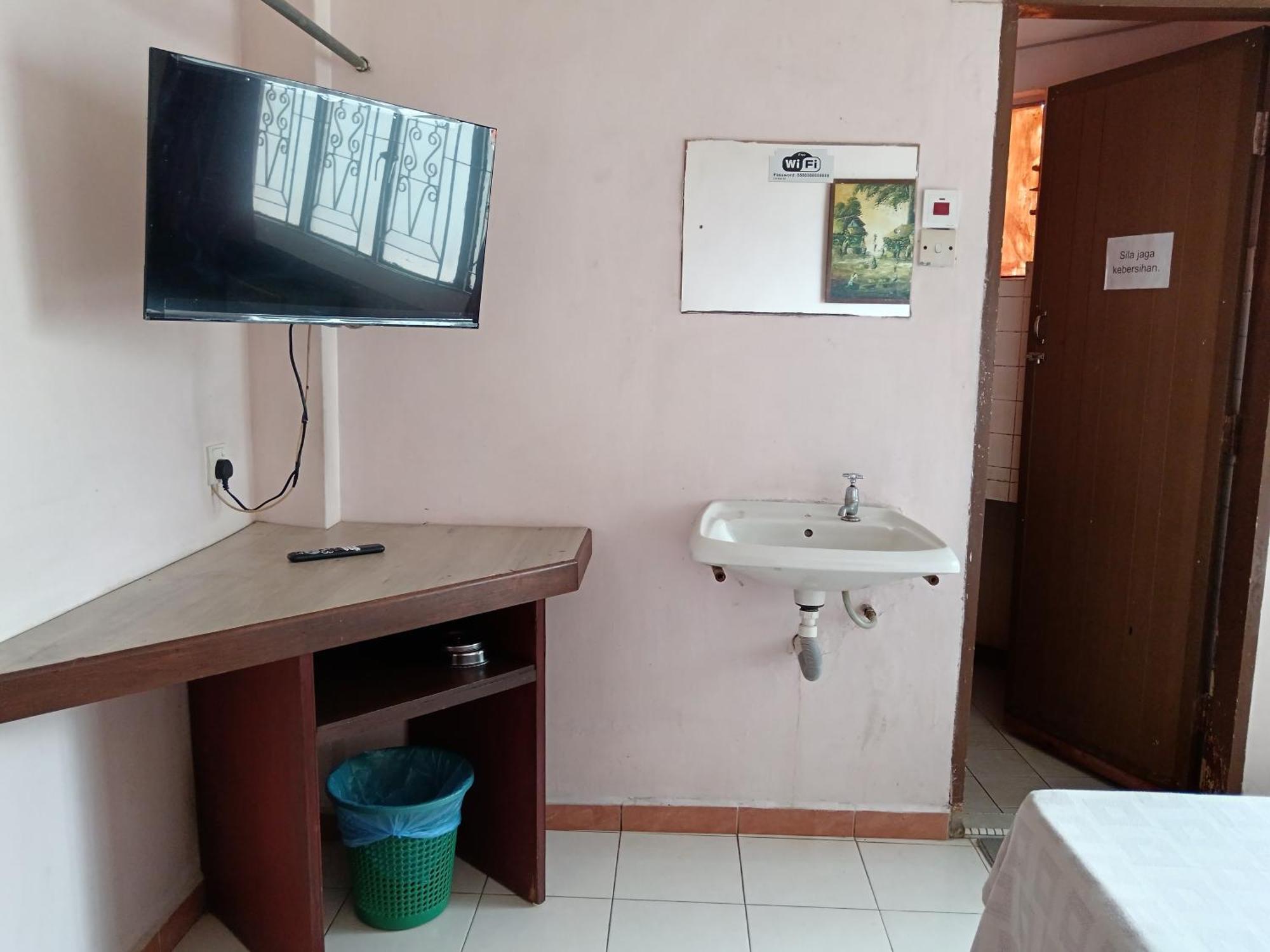 New Budget Inn Hotel Chukai Εξωτερικό φωτογραφία
